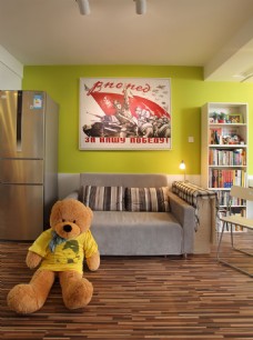 现代简约客厅沙发背景墙抱熊设计图